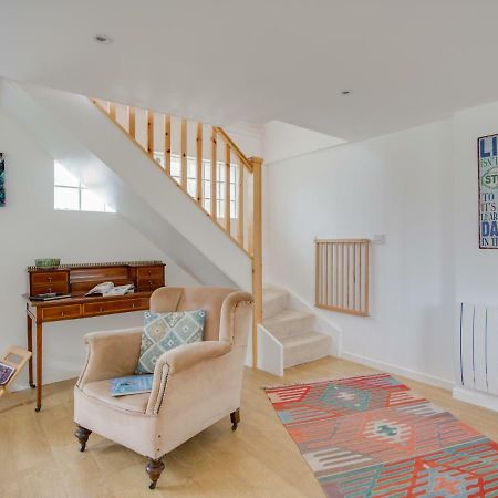 Little England Cottage Milborne Saint Andrew Bagian luar foto